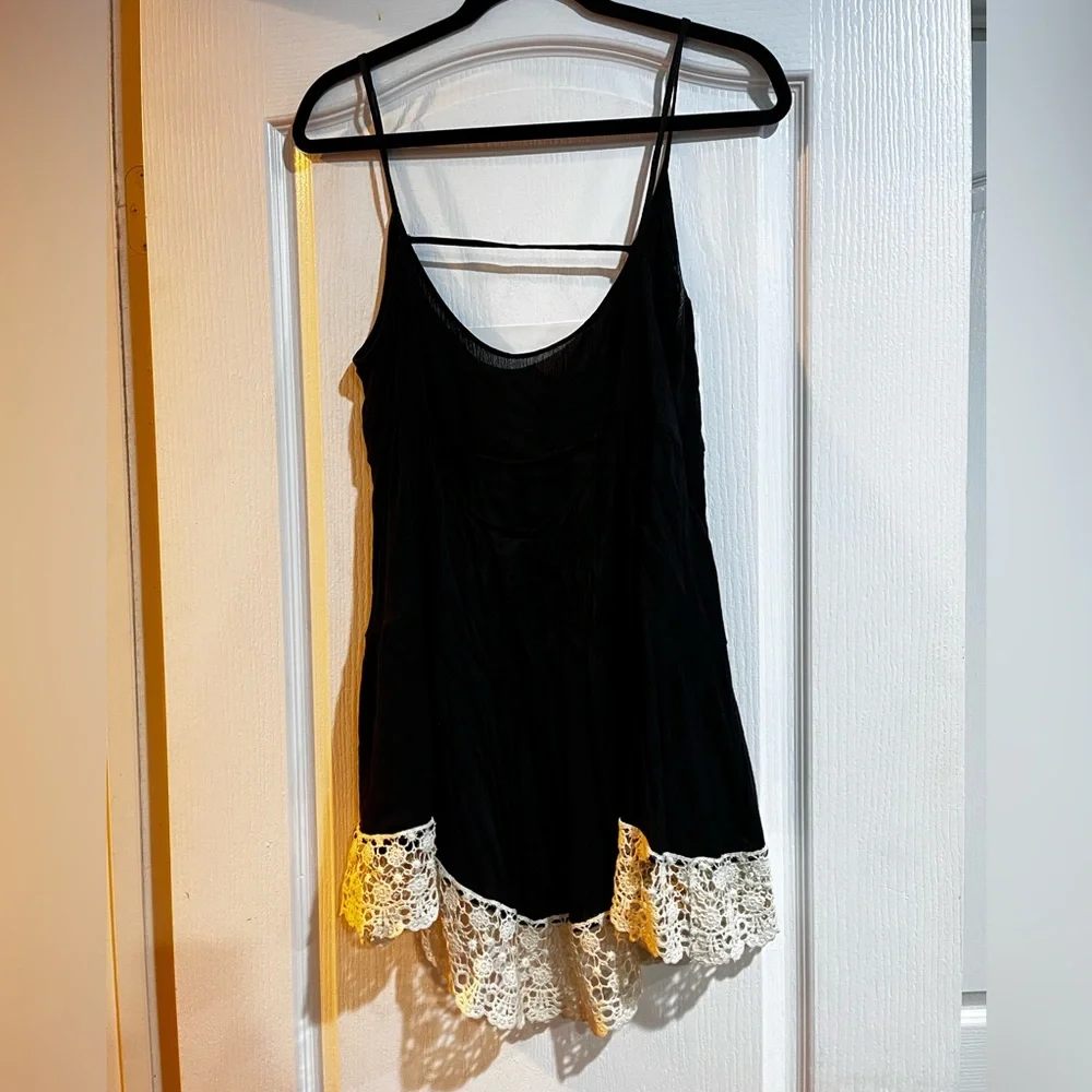 Sundress - Picture 2 of 3
